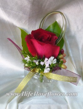 紅玫, 紅豆, 美女英